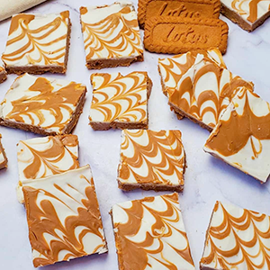 Lotus Biscoff Pie Bars | Paperny Family JCC