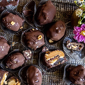 Chocolate Peanut Butter Ice Cream Stuffed Dates | Paperny Family JCC