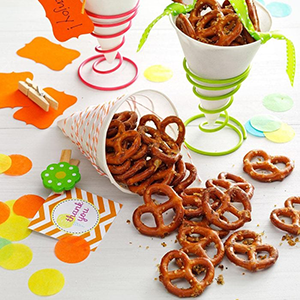Dilly Pretzels | Paperny Family JCC